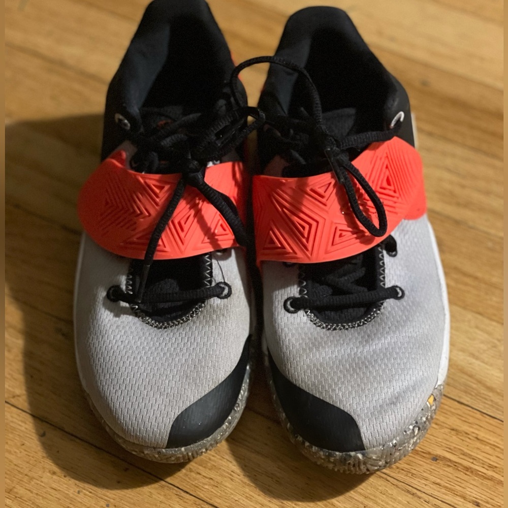 Nike kids shoes